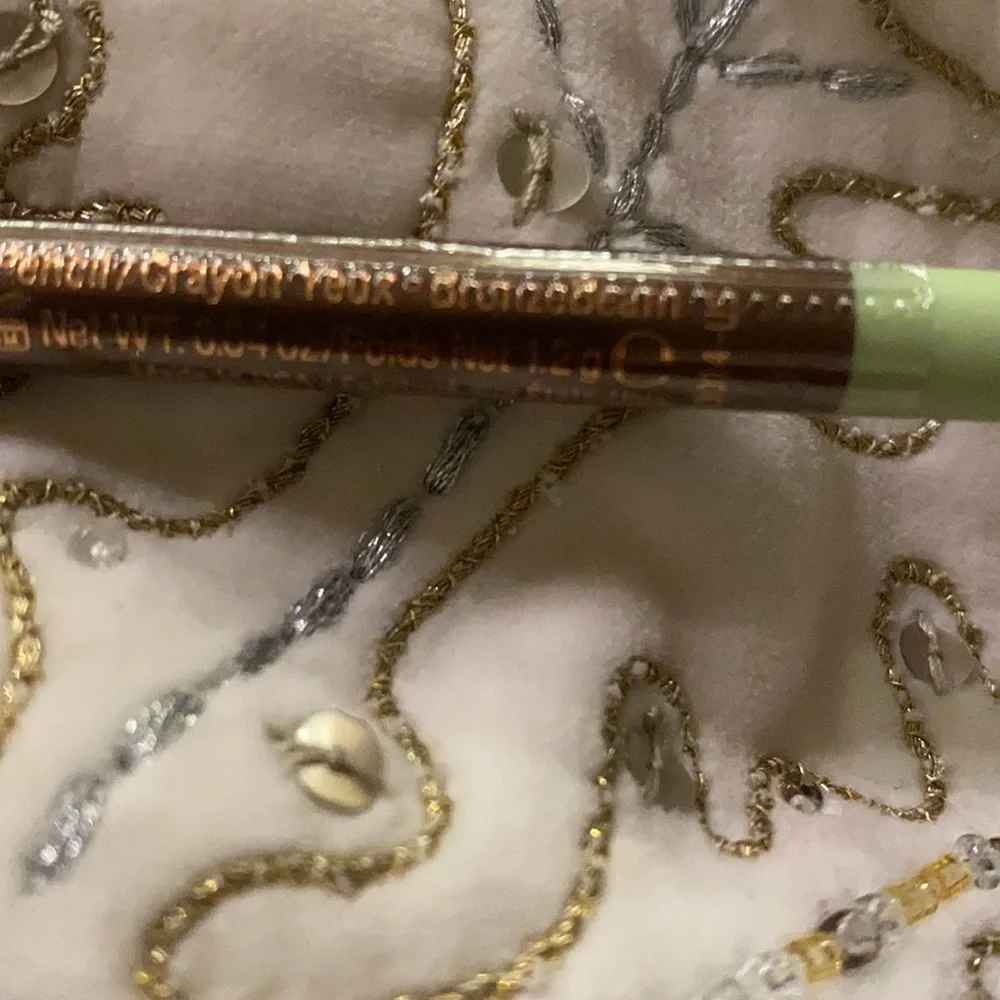 Endless Silky Eye‎ Pen bronze bean price per one